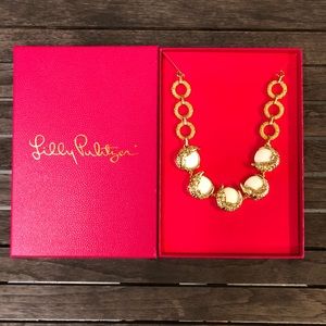 🏝 NWT Lilly Pulitzer Everglades necklace